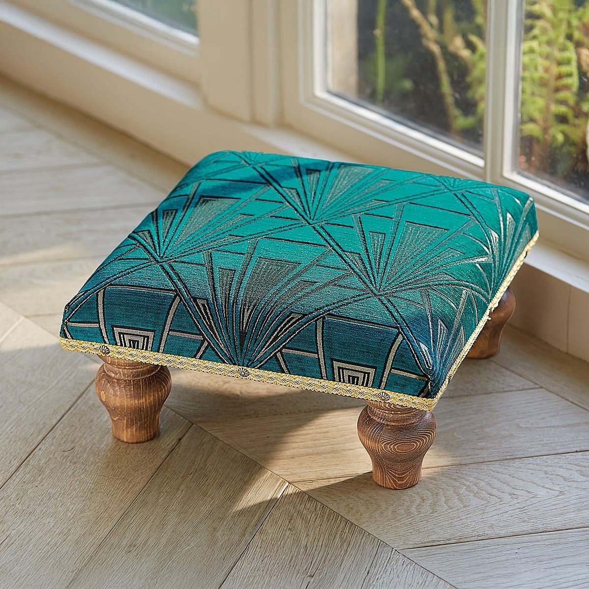 Deskey Diamonds Footstool