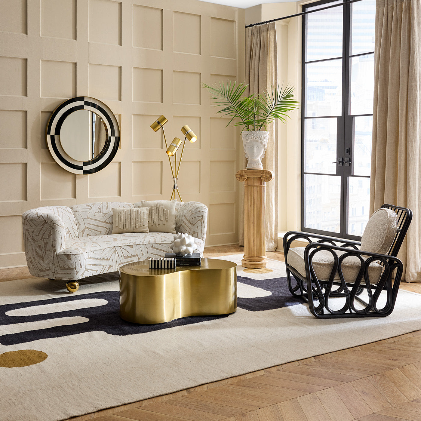 Riviera Capital Pedestal